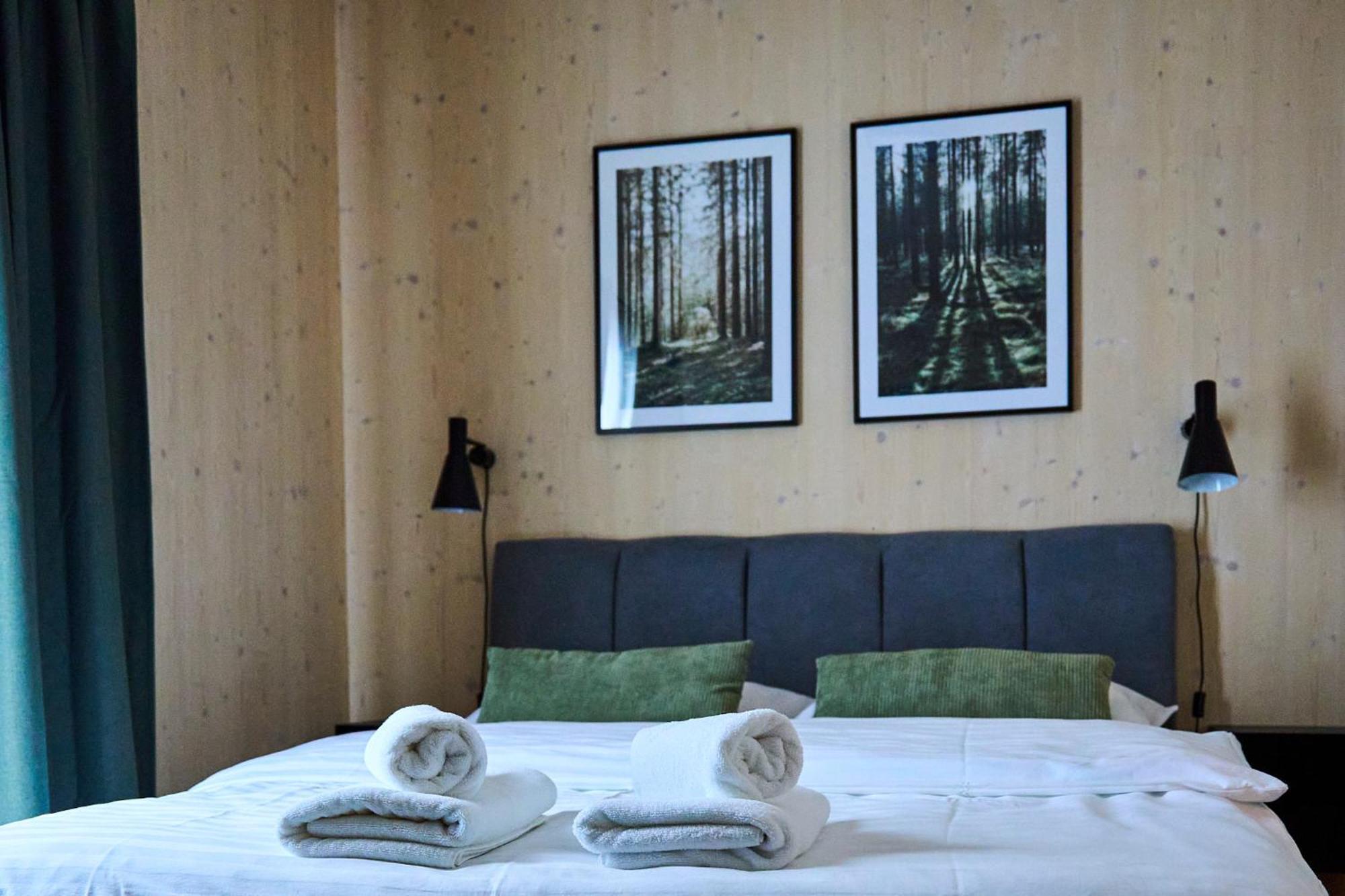 1-bedroom Adam With Free Parking Apartmán